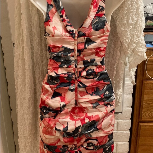 EXPRESS FLOWER ROUCHED BANDAGE BODYCON DRESS SZ 10 NEW LINED - Picture 11 of 11